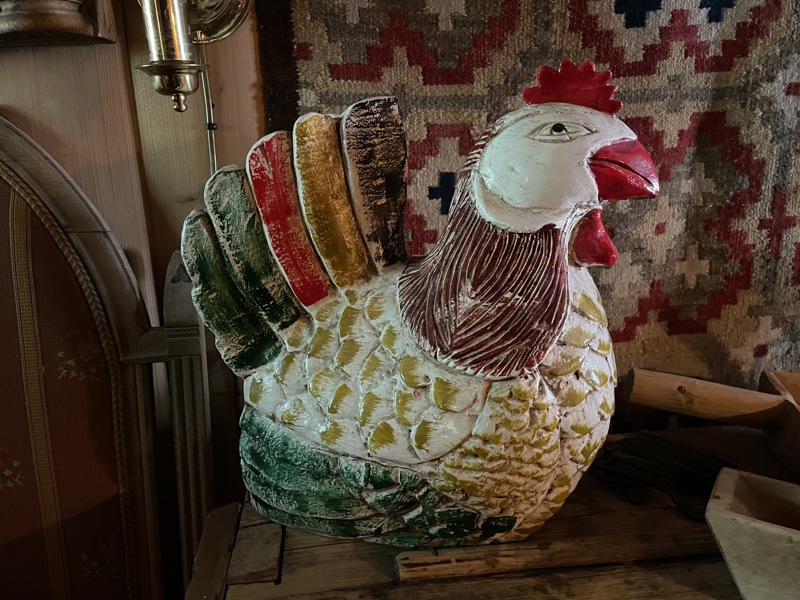 Høne (skåret i tre)