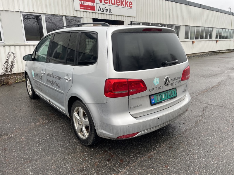 VW Touran ZD17062