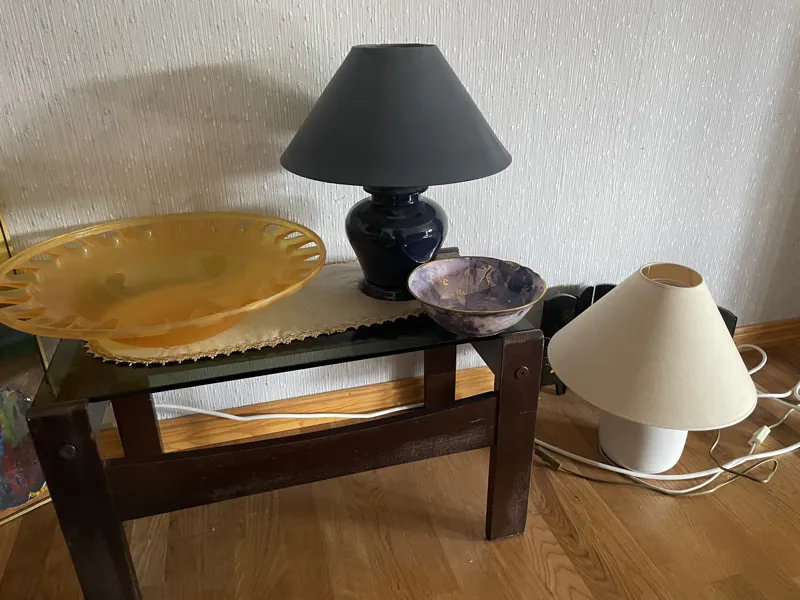 Div fat og lamper